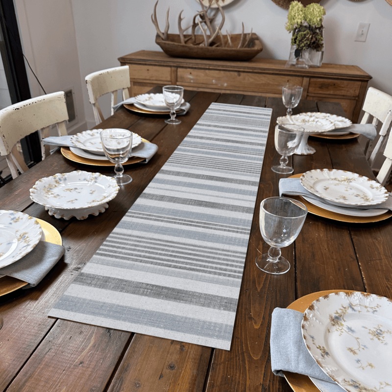 Taylor Table Runner | Blue – Premium Vinyl Mat