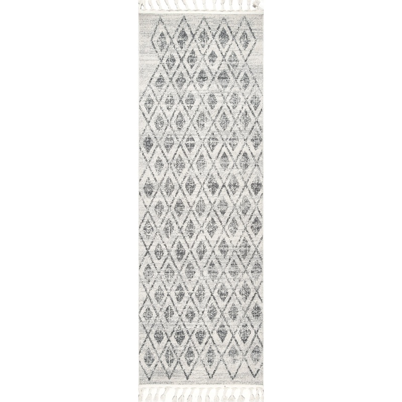 Diamond Trellis Tassel Rug | Beige