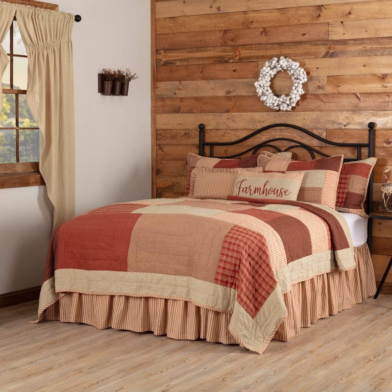 Rory Schoolhouse Red Luxury King Quilt 120Wx105L