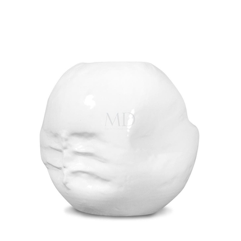 VASE No. 411
