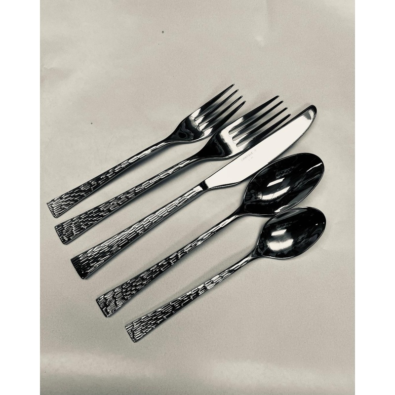 Cambridge Finnley  Texture Mirror 18/0 20 Piece Flatware Set Service for 4