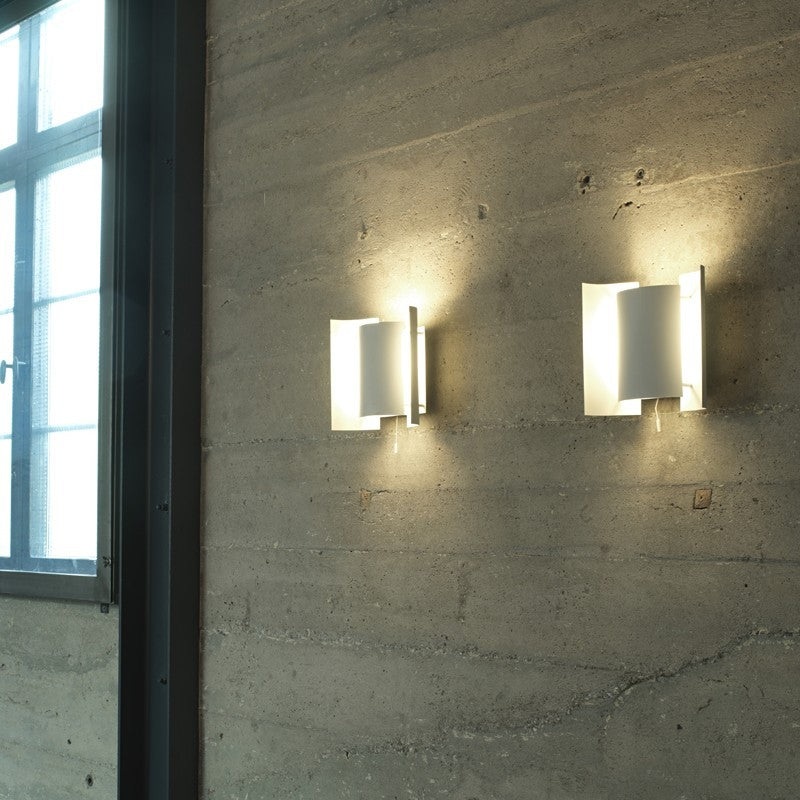 Northern Butterfly Wall Lamp