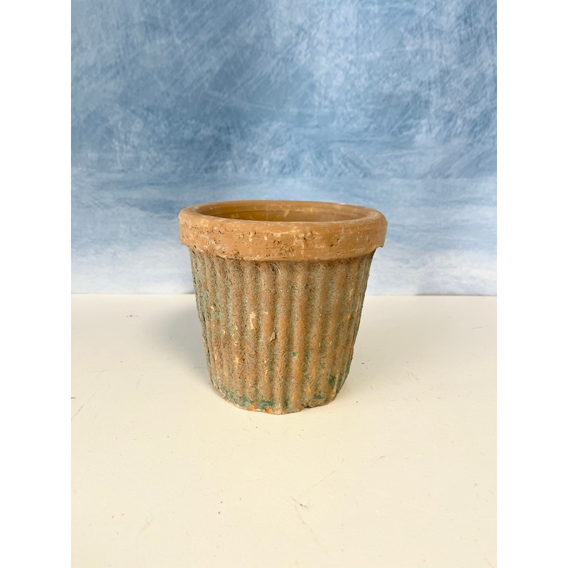 5.5″ Antiqued Redstone Ribbed Pot