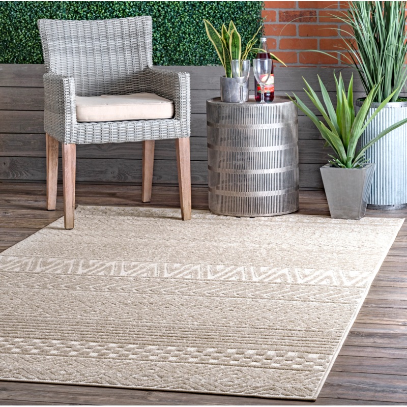 Kamryn Textured Tribal Indoor/Outdoor Area Rug 6′ 5″ x 9′