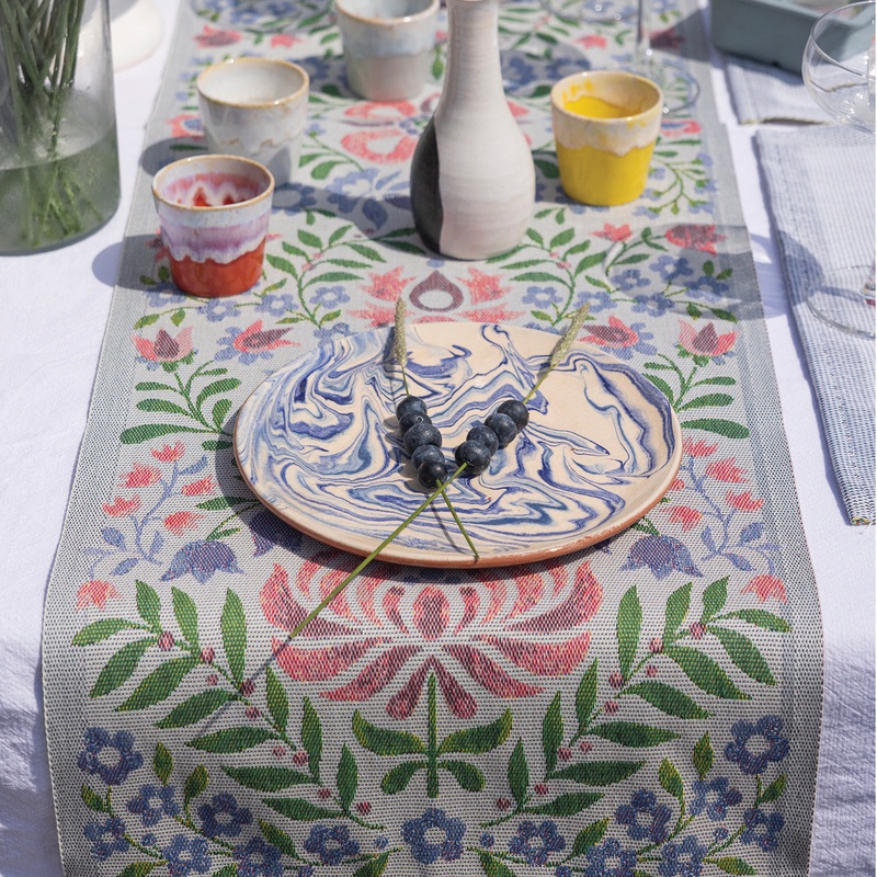 Akvarell Organic Cotton Table Runner
