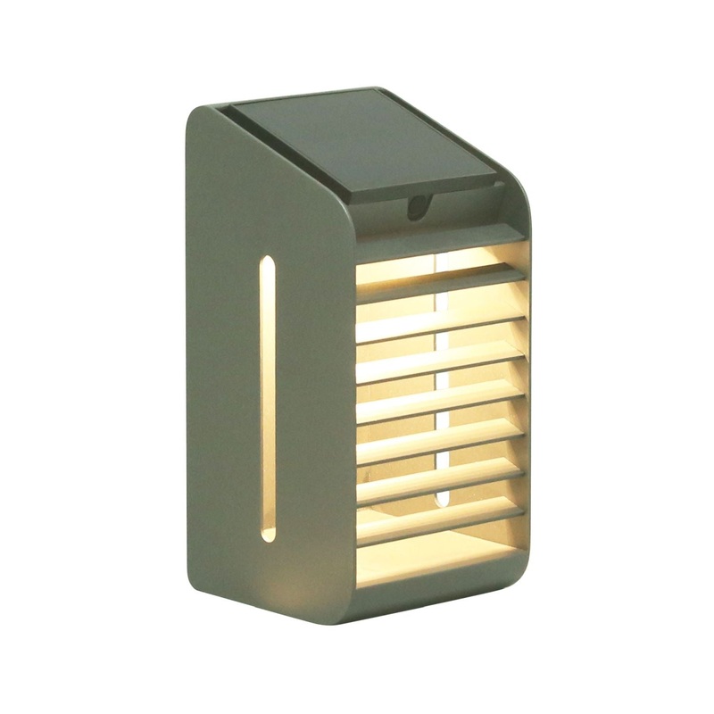 Les Jardins Corner Solar Wall Lamp