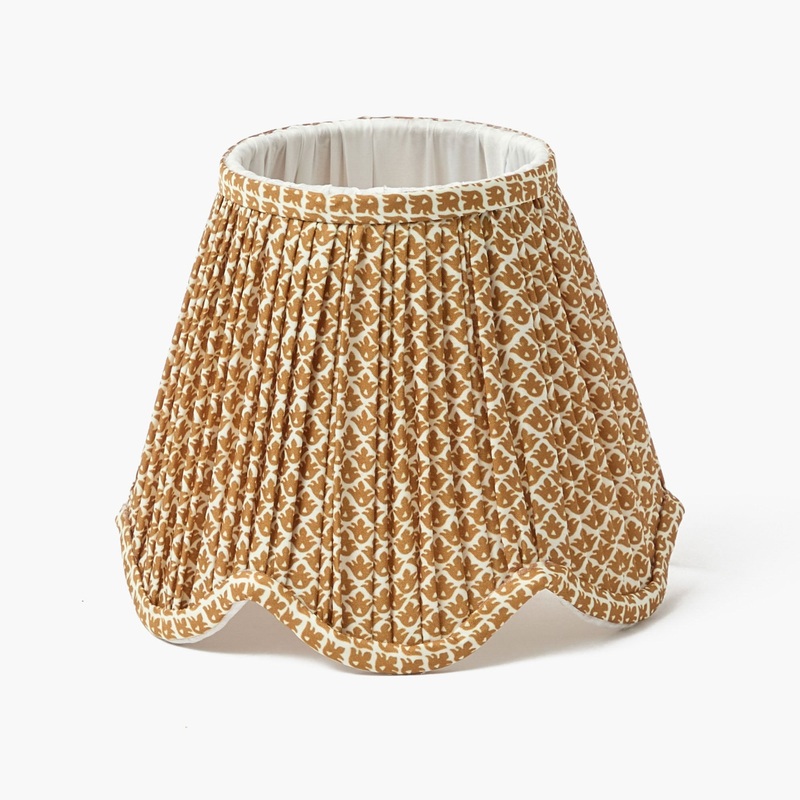 Caramel Lotus Deep Scalloped Lampshade (18cm)