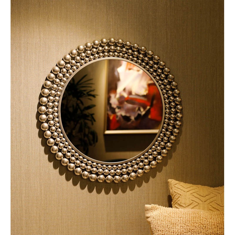 Dylan Mirror