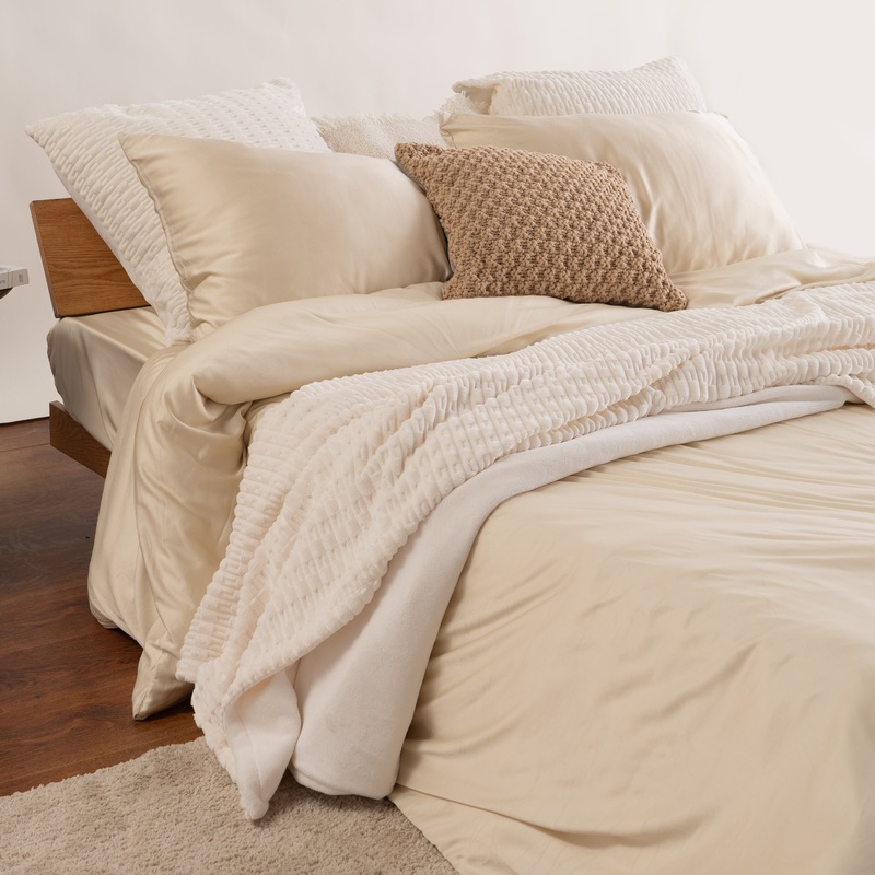 Warm Faux Fur Throw Blanket Set  Striped