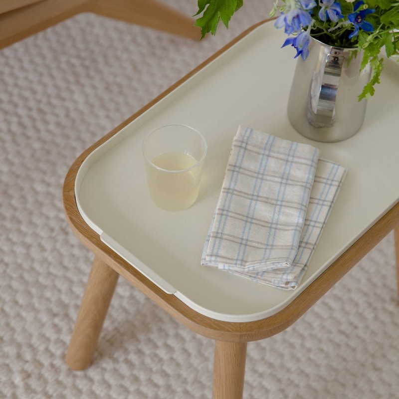 Umage Paff Table