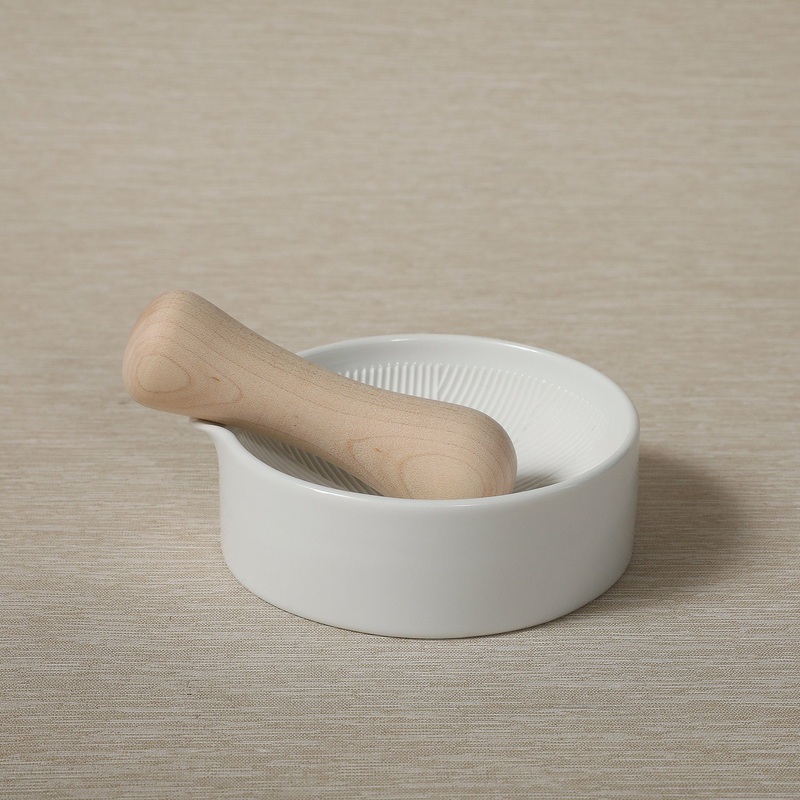 Porcelain mortar and pestle