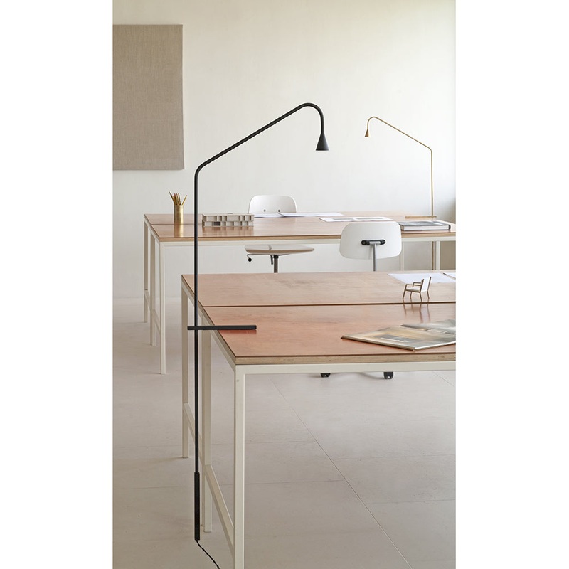 Trizo 21 Austere Table Lamp