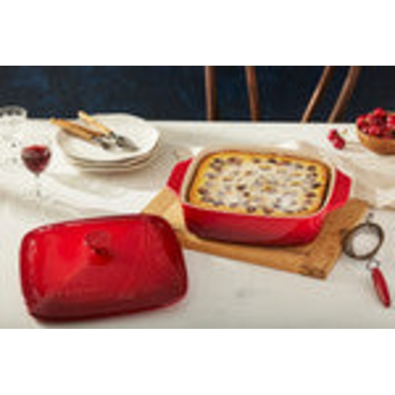 Le Creuset Eiffel Tower Collection Covered Square Casserole, 2.5 qt.