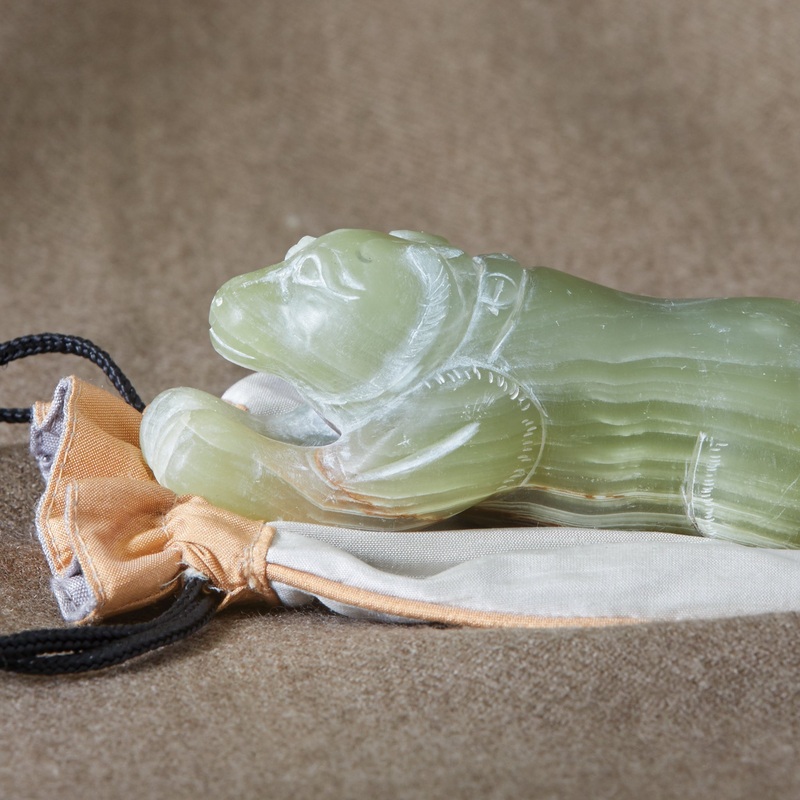 Bao “Treasure” Panda in emerald green onyx