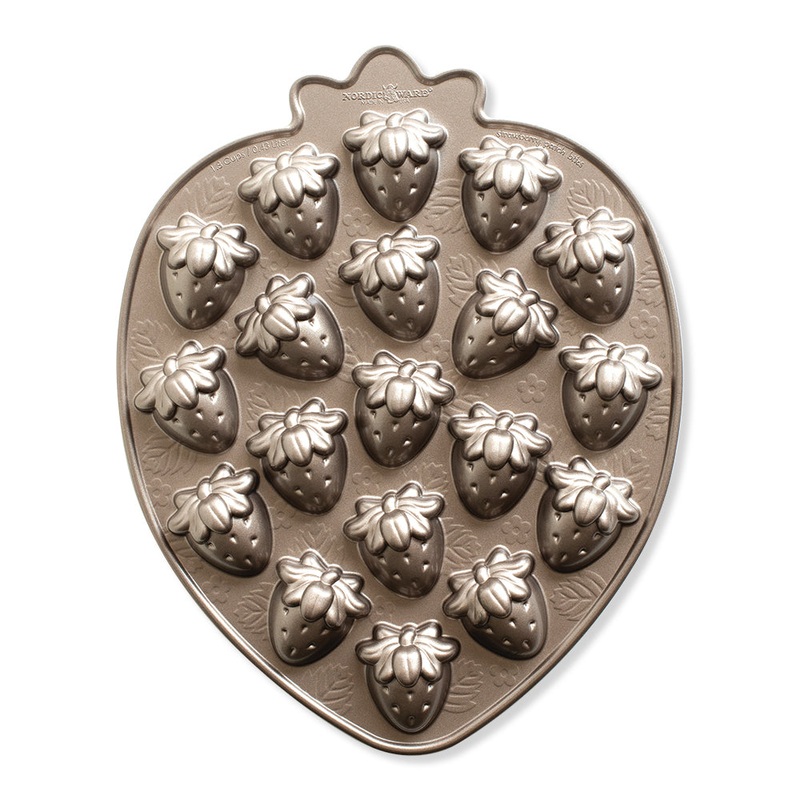 Nordicware Strawberry Bitelet Pan