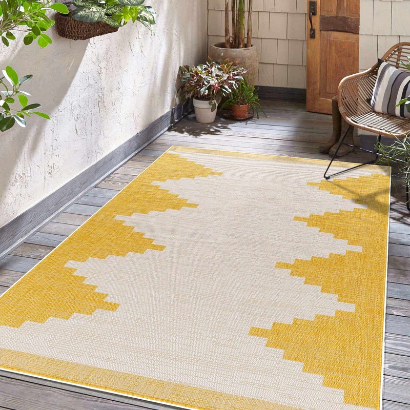 Djugun Metallic-Gold Outdoor Rug