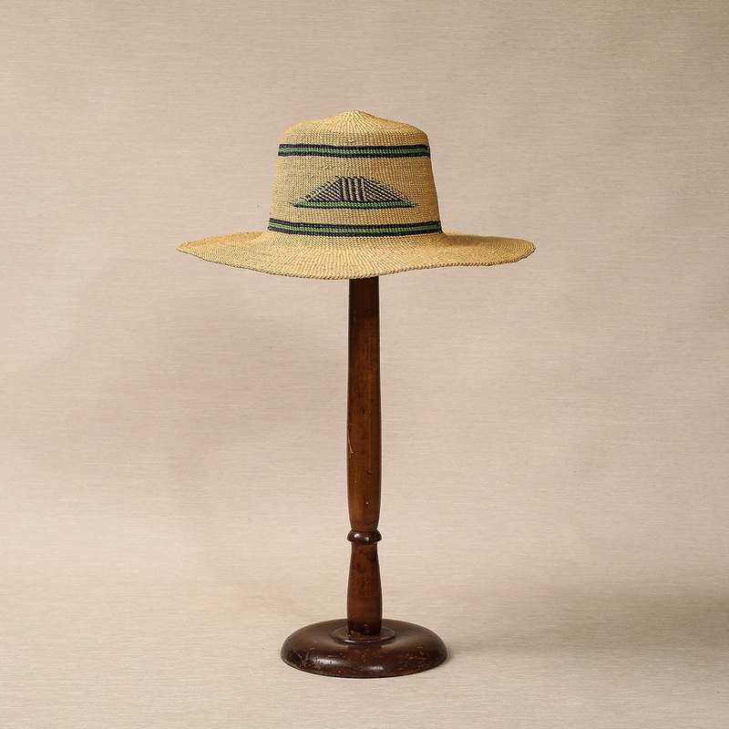 Straw hat with blue and green stripes and cartouche