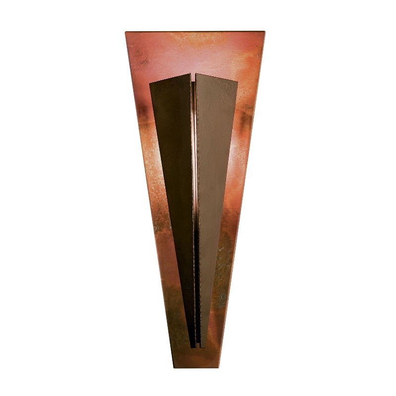 Hubbardton Forge 213256 Tapered Angle 1-lt 20″ Tall Wall Sconce