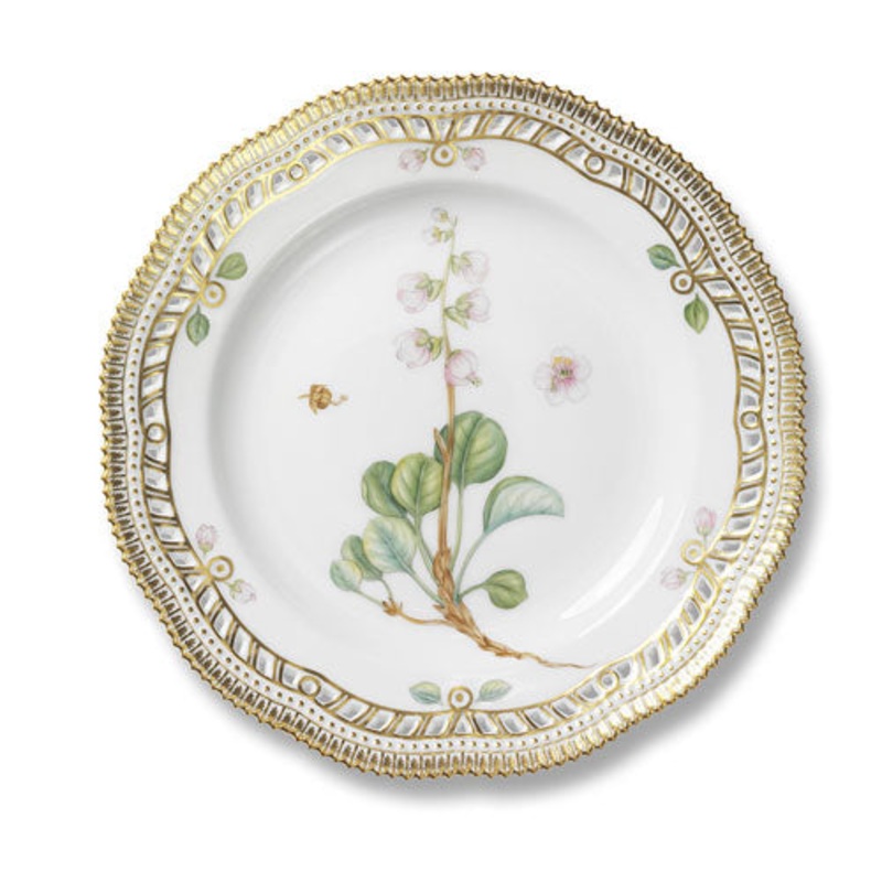 Flora Danica Dinner Plate with Open Border