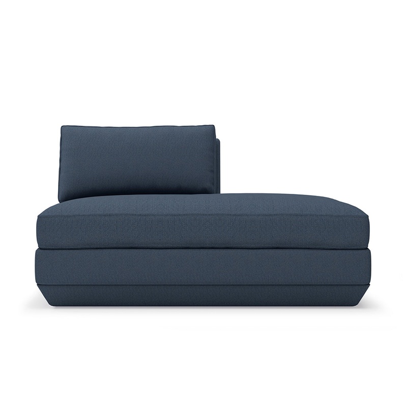 Gus* Modern Podium Lounge Right