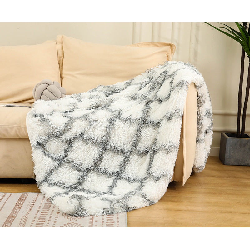 Warm & Fluffy Throw Blanket with Faux Fur