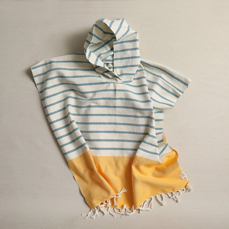 Hooded kids towel