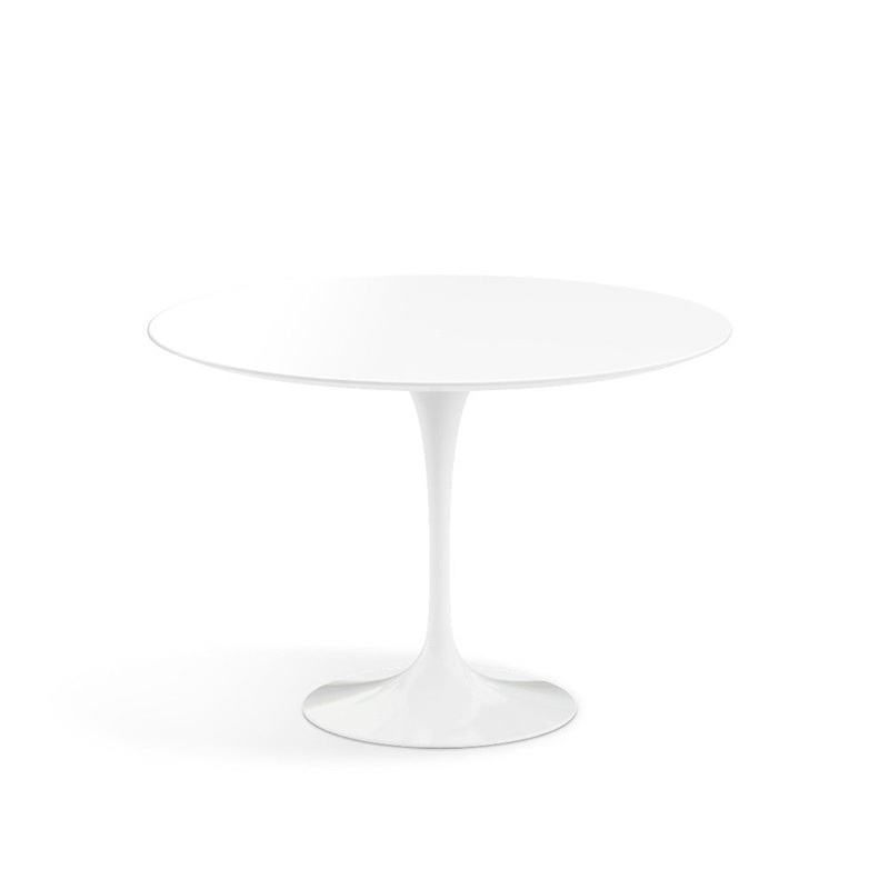 Knoll Saarinen Outdoor Dining Table – Round