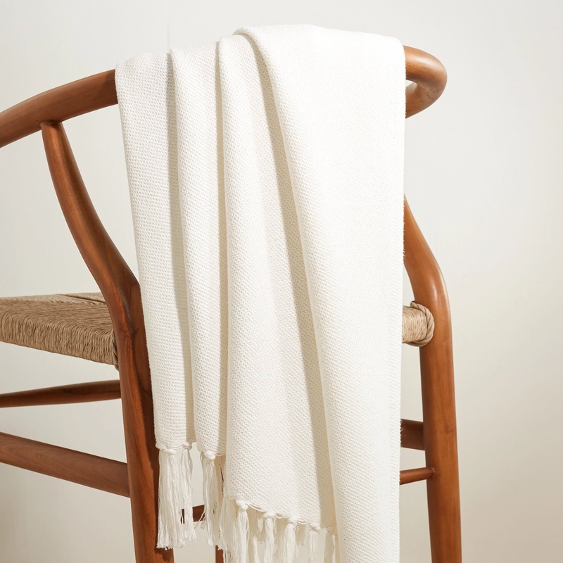 Logan Throw | Dove White